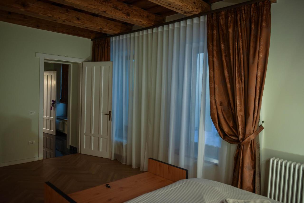 Schloss Apartments Brasov Luaran gambar