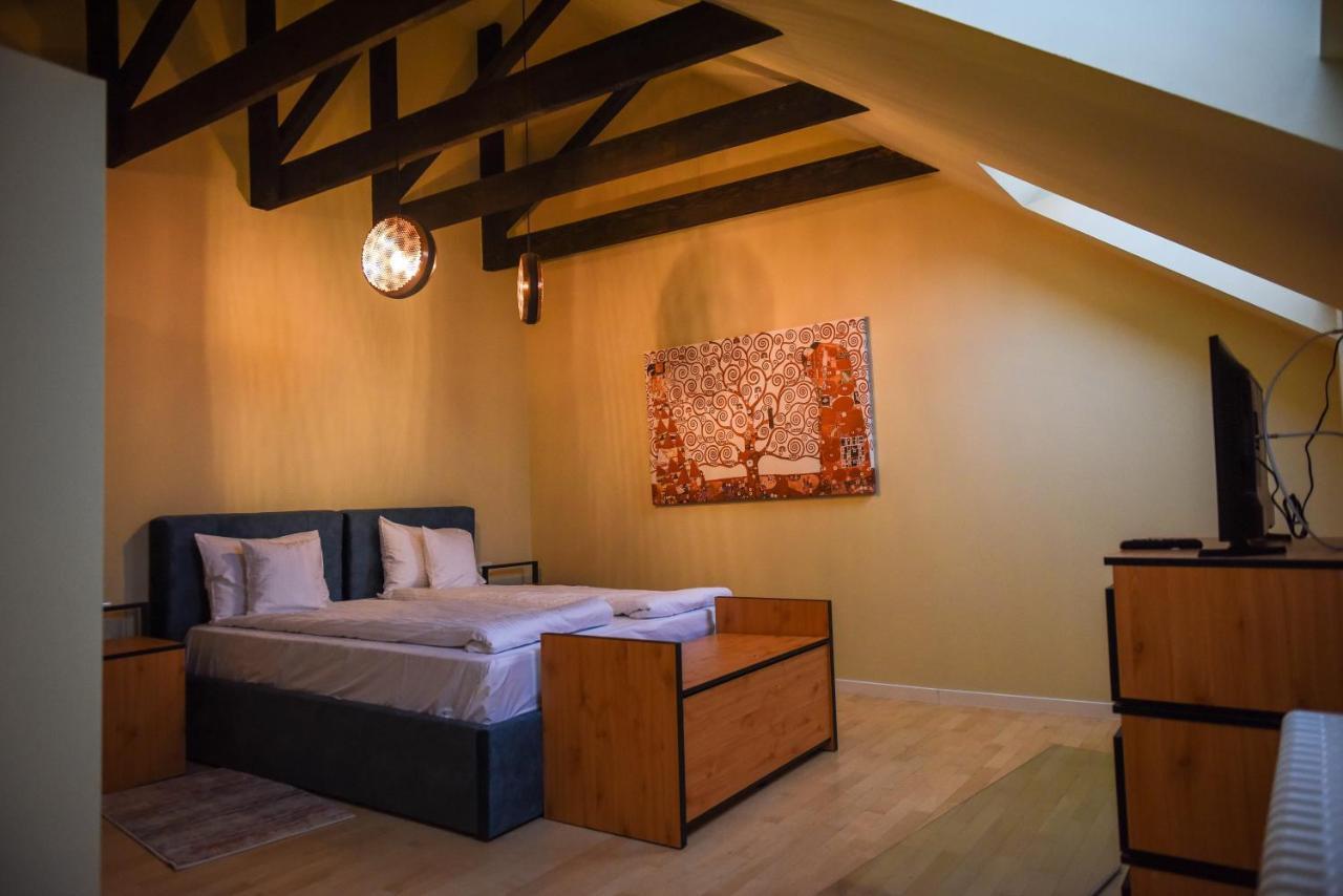 Schloss Apartments Brasov Luaran gambar